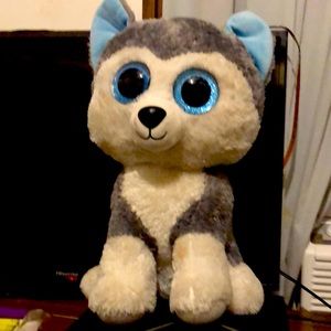 2 stuff animals and 1 puzzle pieces Star Wars addition